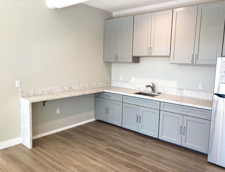 More Photos Of 1833 E 17th St, Santa Ana Office For Lease