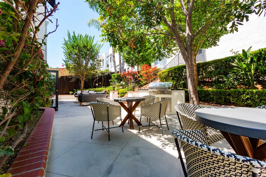 More Photos Of 1037 Hyperion Ave, Los Angeles Apartments For Sale