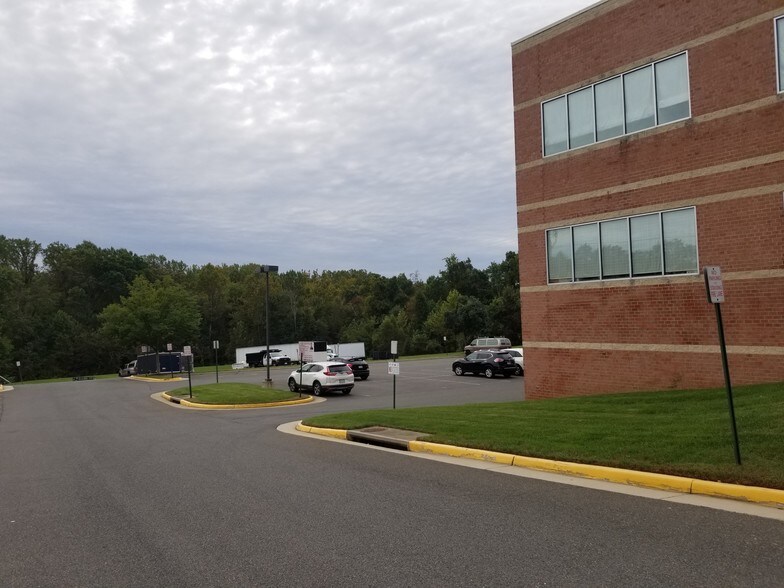 More Photos Of 14641 Lee Hwy, Centreville Office For Sale