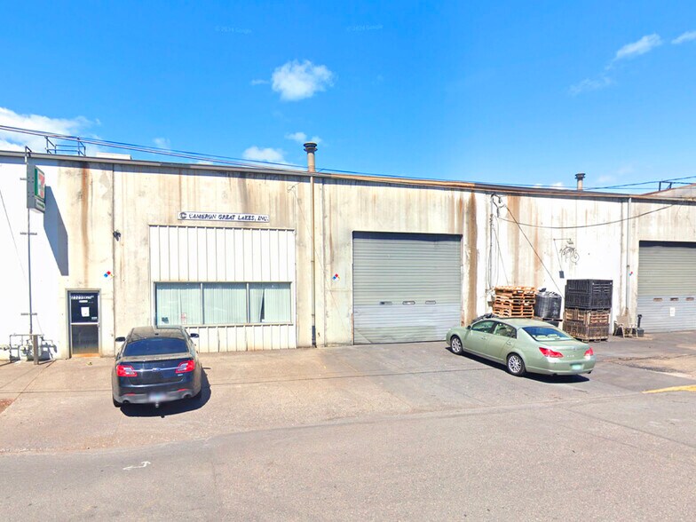 Primary Photo Of 2323 NW 29th Ave, Portland Warehouse For Lease