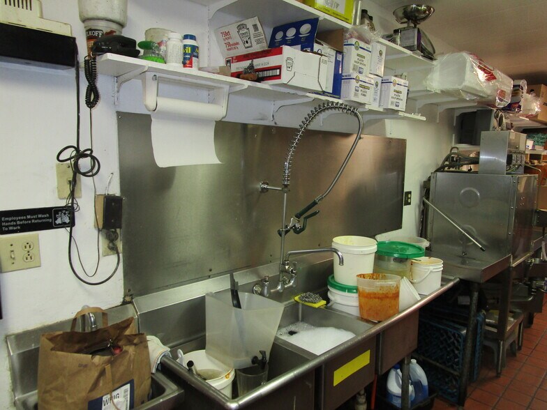 More Photos Of 1456 Lincoln Hwy, North Versailles Restaurant For Sale