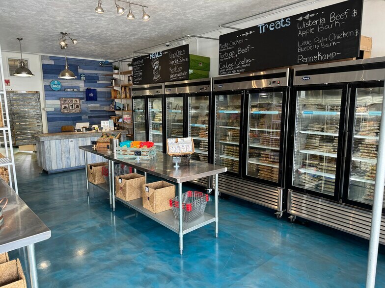 More Photos Of 3045 N Federal Hwy, 38, Fort Lauderdale Storefront For Sale