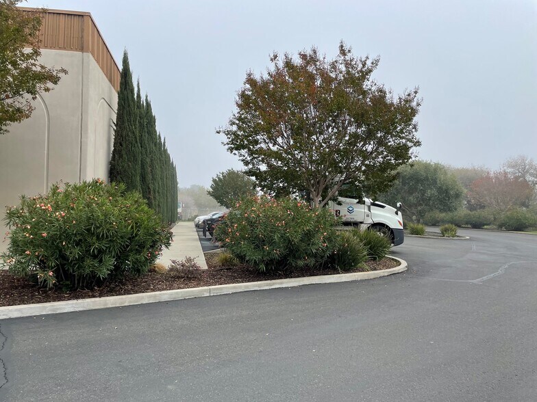 More Photos Of 490 Watt Dr, Fairfield Warehouse For Sale