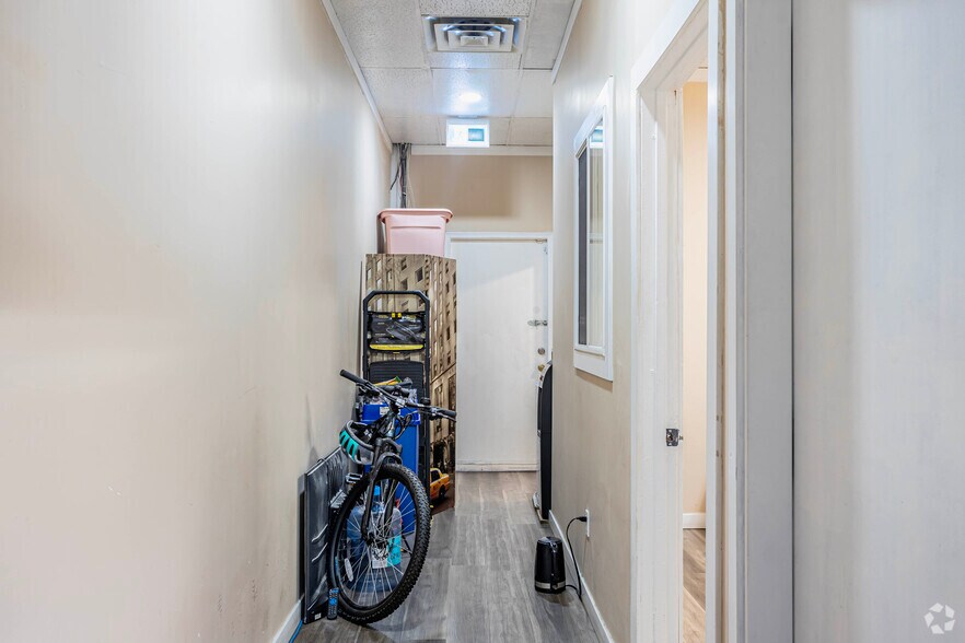 More Photos Of 10130 107 Av NW, Edmonton Storefront For Sale