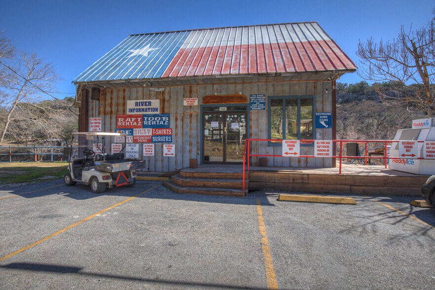 More Photos Of 7367 River Rd, New Braunfels Lodge Meeting Hall For Sale