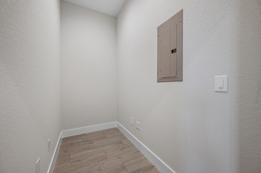 More Photos Of 2951 FM 1460, Georgetown Unknown For Lease