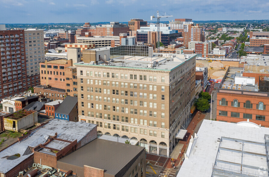 Primary Photo Of 118 N Howard St, Baltimore Apartments For Lease