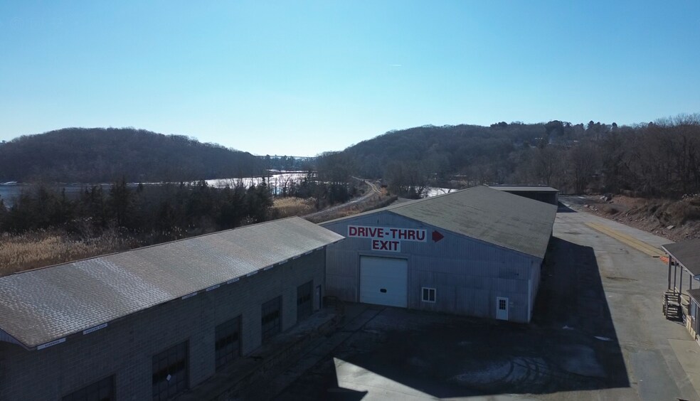 More Photos Of 45 Richards Grove Rd, Quaker Hill Service For Sale