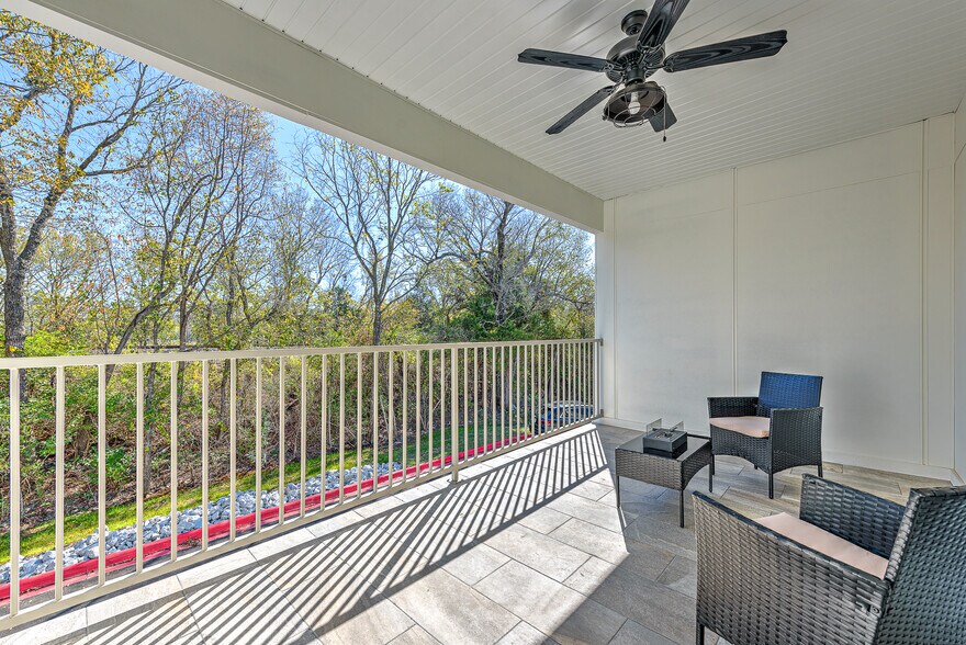 More Photos Of 1512 S Razorback Rd, Fayetteville Apartments For Sale