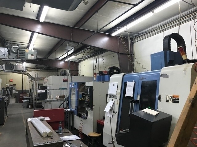 More Photos Of 1495 N Kealy St, Lewisville Distribution For Lease