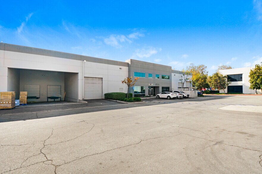 More Photos Of 1550 Milliken Ave, Ontario Warehouse For Lease