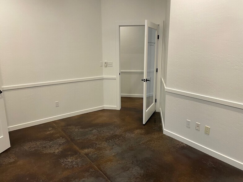 More Photos Of 1951 Commerce Center Circle, Prescott Medical For Lease