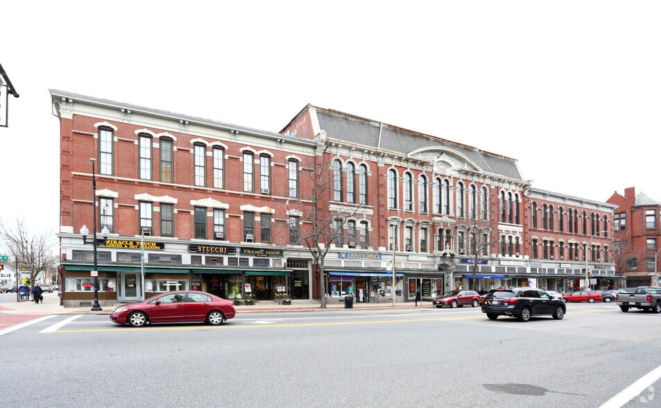 More Photos Of 2 Summer St, Natick Office For Lease