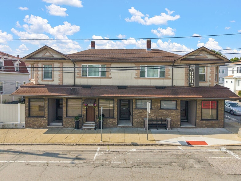 More Photos Of 491 Brayton Ave, Fall River Apartments For Sale