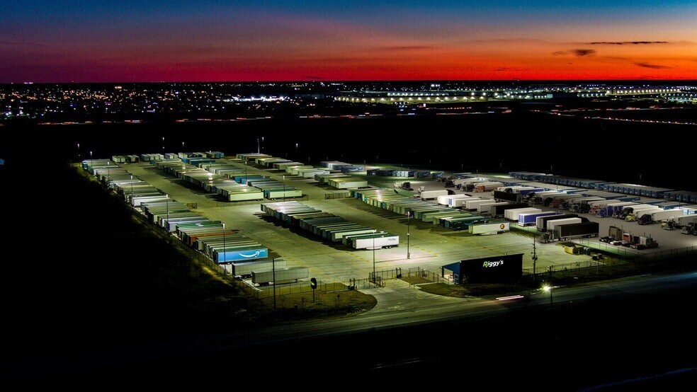 More Photos Of 30255 US Highway 90, Katy Distribution For Lease