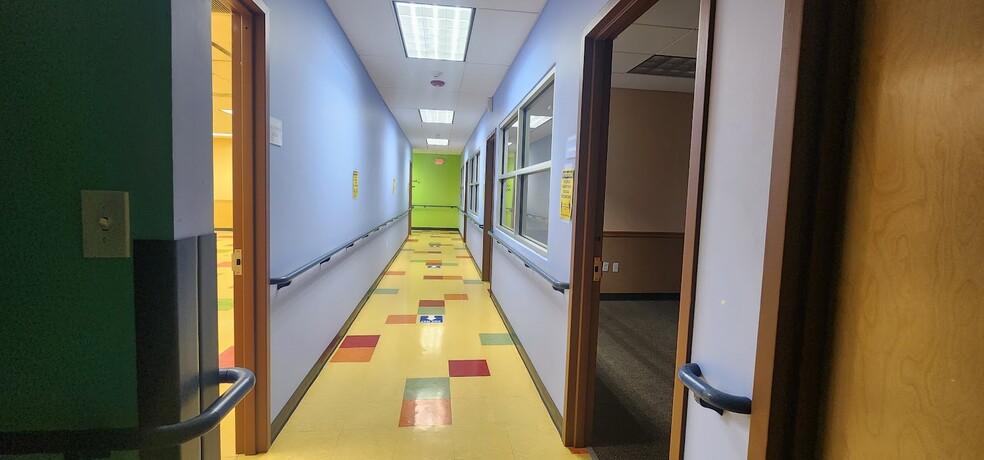 More Photos Of 1 Michael Ave, Farmingdale Office For Lease