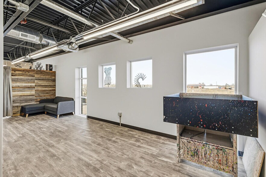 More Photos Of 18233 Lincoln Meadows Pky, Parker Self Storage For Sale
