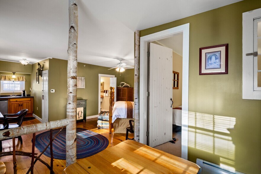 More Photos Of 82 Elm St, Camden Hospitality For Sale