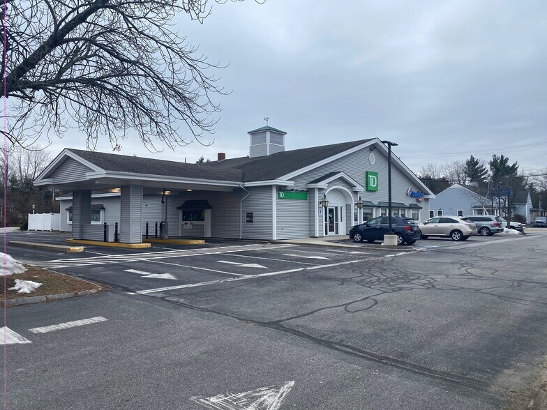 More Photos Of 184 Route 101, Bedford Bank For Lease