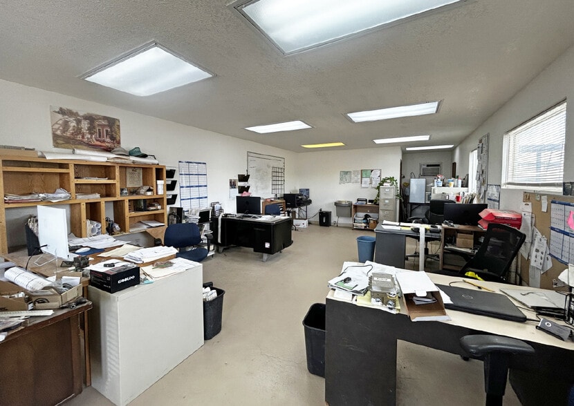 More Photos Of 3024 Broadway Blvd SE, Albuquerque Warehouse For Sale