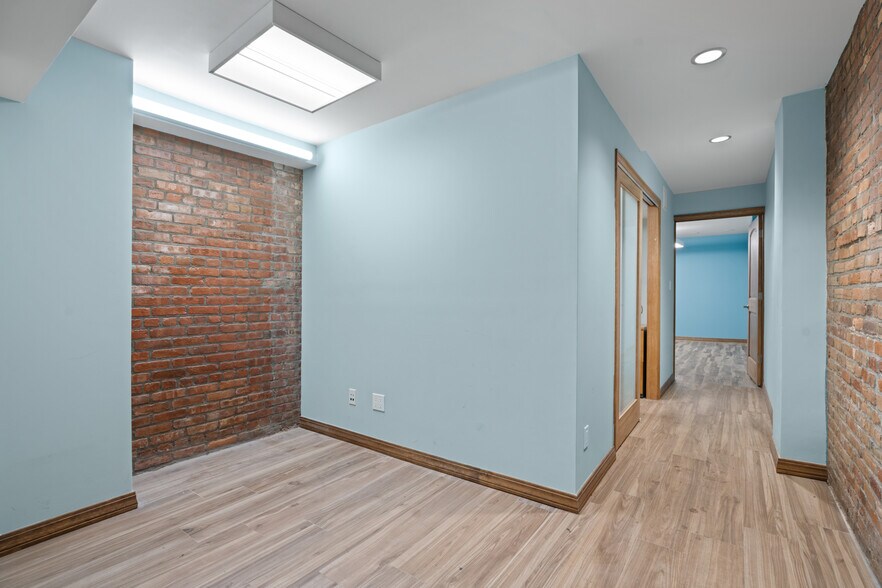 More Photos Of 2291 7th Ave, New York Apartments For Lease