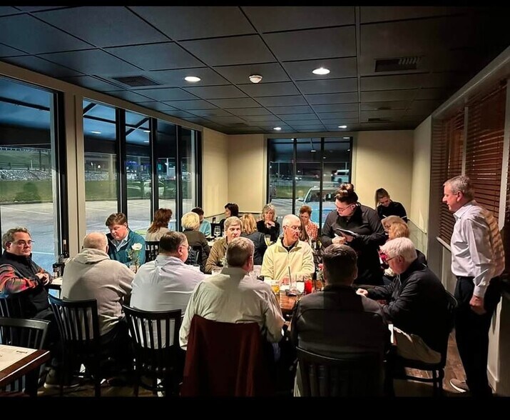 More Photos Of 4000 Fort Campbell Blvd, Hopkinsville Restaurant For Sale