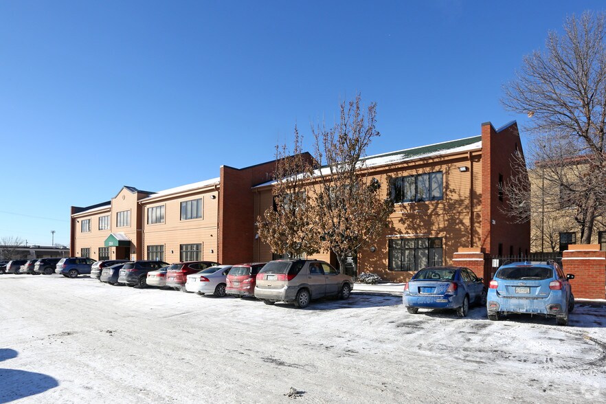 More Photos Of 2314 University Ave W, Saint Paul Office For Lease