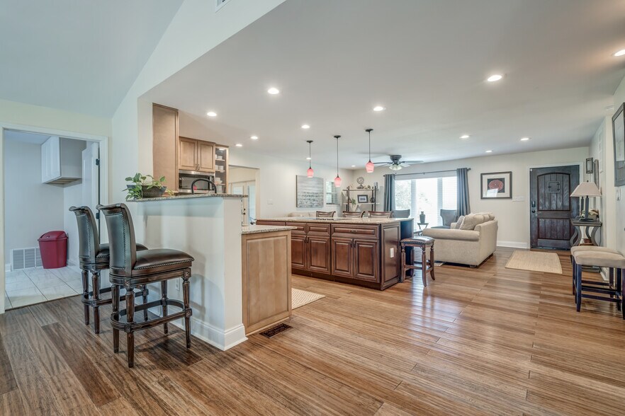 More Photos Of 12204 E County Road 76, Coyle Specialty For Sale