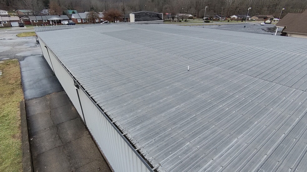 More Photos Of 7123 WV-152, Wayne General Retail For Sale