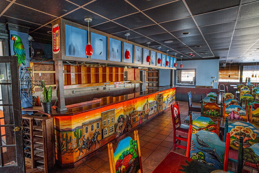 More Photos Of 853 N Glenstone Ave, Springfield Restaurant For Lease