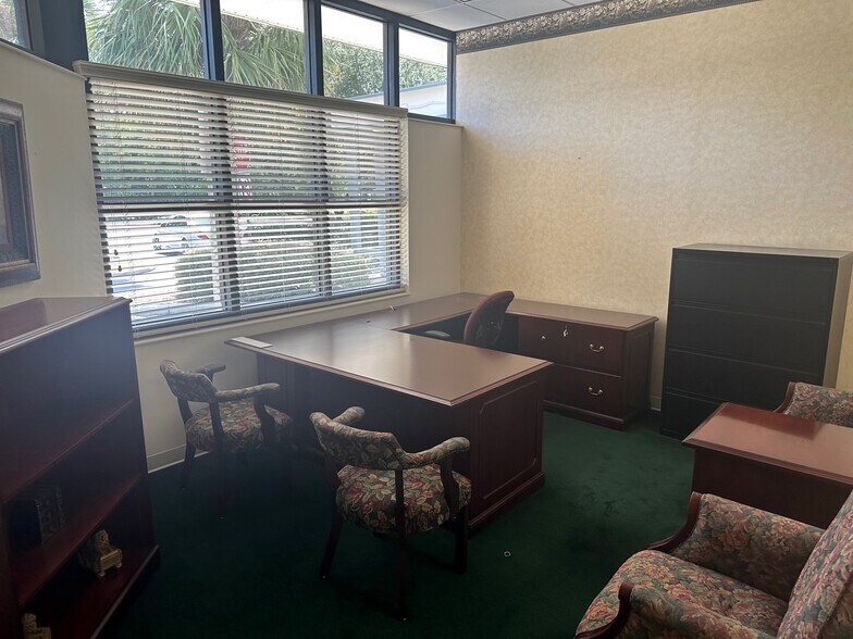 More Photos Of 2440 Sunset Point Rd, Clearwater Medical For Lease
