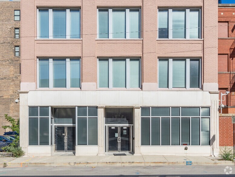 More Photos Of 701 S LaSalle St, Chicago Office For Sale