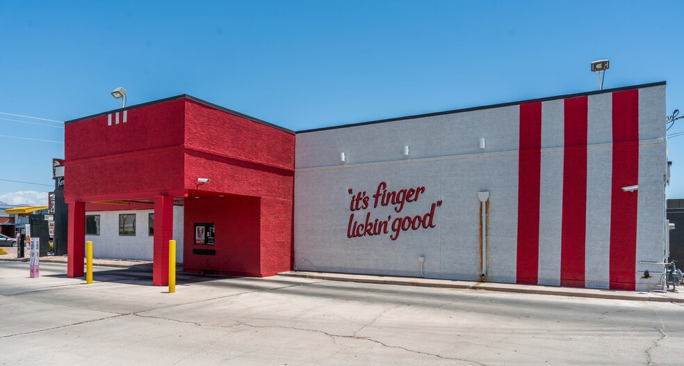 More Photos Of 1817 W Thatcher Blvd, Safford Restaurant For Sale