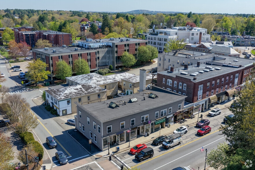 More Photos Of 540-550 Washington St, Wellesley Storefront Retail Residential For Lease