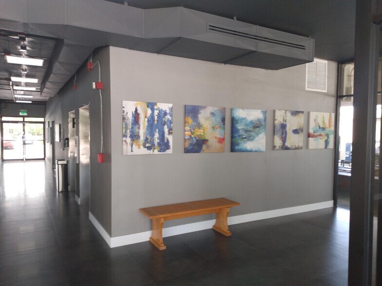 More Photos Of 5353 N Federal Hwy, Fort Lauderdale Medical For Lease