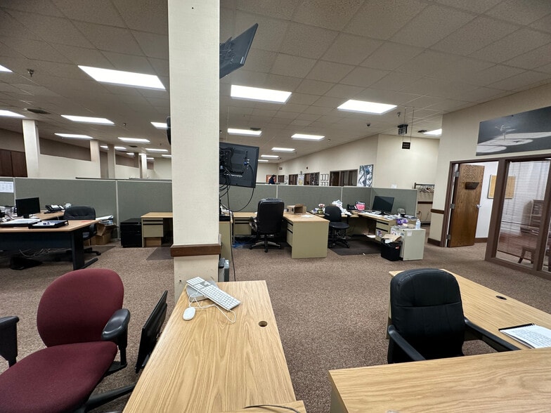 More Photos Of 201 N Troup St, Valdosta Office For Sale