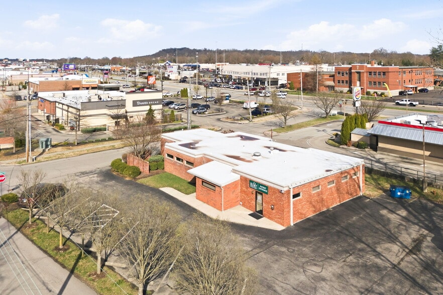 More Photos Of 4430 Crawford Ave, Louisville Medical For Sale