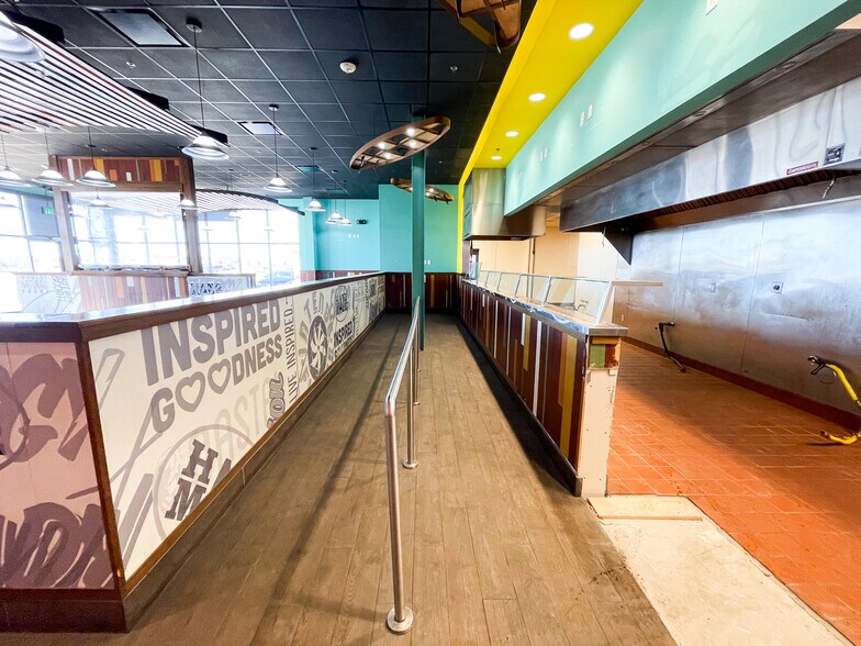 More Photos Of 4410 114th St, Lubbock General Retail For Lease