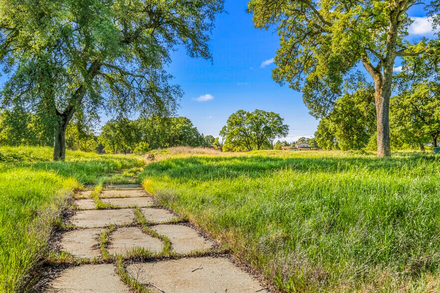 More Photos Of 3000 Alexandrite Dr, Rescue Land For Sale