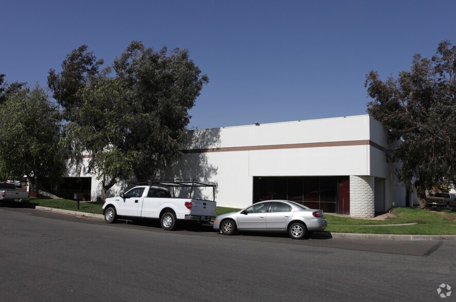 More Photos Of 180 Vander St, Corona Warehouse For Sale