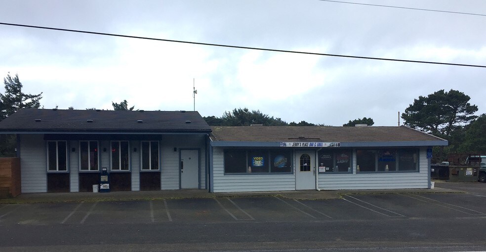 Primary Photo Of 88274 Rhododendron Dr, Florence Restaurant For Sale
