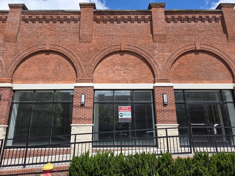 More Photos Of 90 Dayton Ave, Passaic Freestanding For Lease
