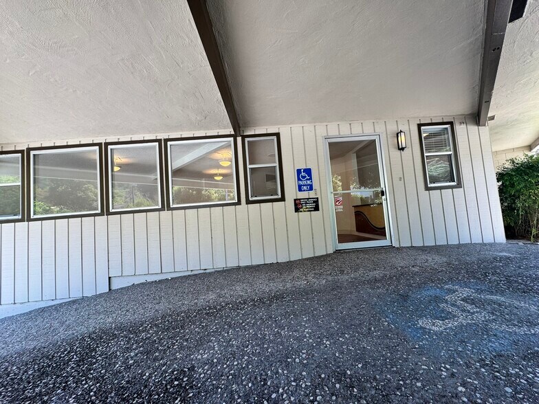 More Photos Of 13350 Big Basin Way, Boulder Creek Medical For Lease