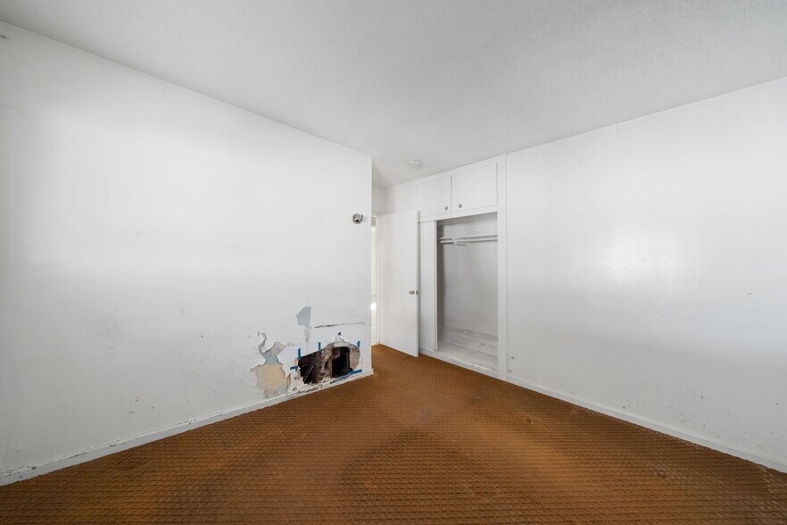 More Photos Of 339-341 E 220th St, Carson Multifamily For Sale