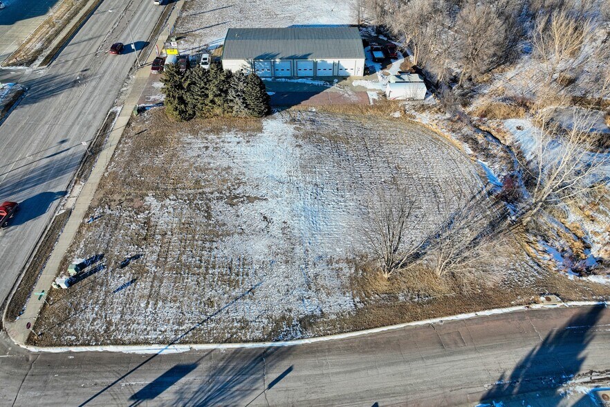 More Photos Of 500 N Heritage Pky, Tea Land For Sale