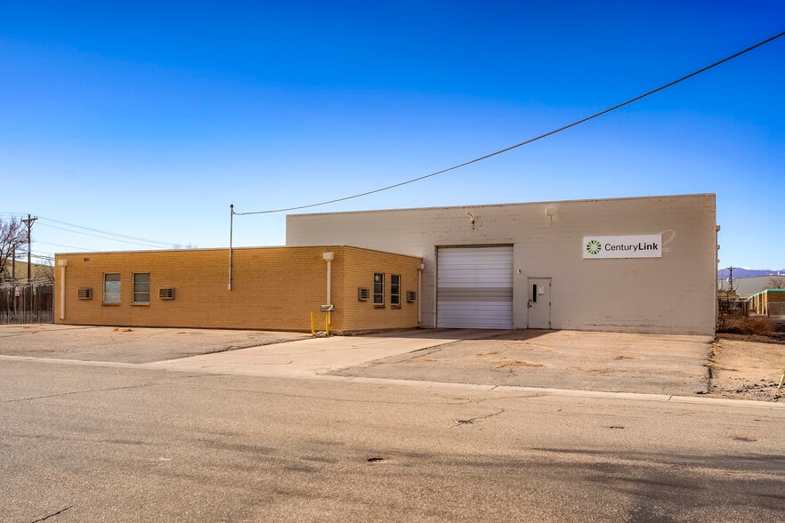 Primary Photo Of 831 S Lincoln St, Longmont Telecom Hotel Data Hosting For Lease