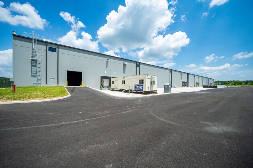 More Photos Of 10013 Busey Rd, Canal Winchester Industrial For Sale