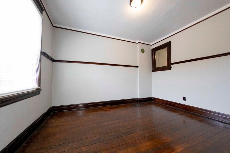 More Photos Of 14536 E Jefferson Ave, Detroit Storefront Retail Residential For Sale