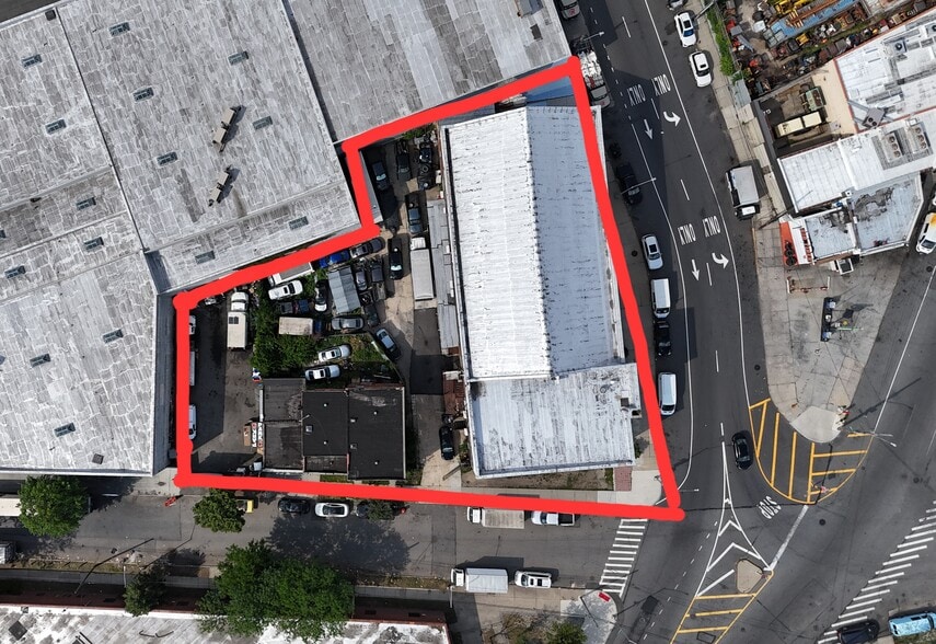 More Photos Of , Maspeth Unknown For Sale