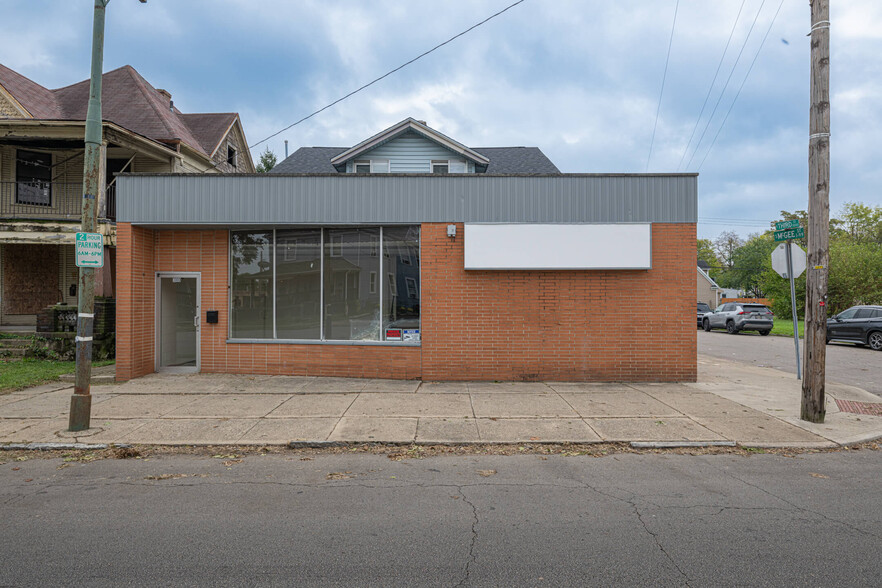 Primary Photo Of 3000 E 3rd St, Dayton Storefront Retail Residential For Sale